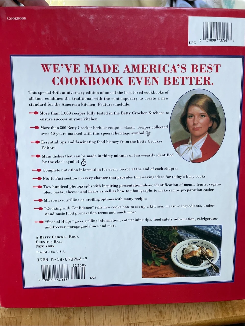 VTG 1991 Betty Crocker 40th Anniversary Cookbook binder 432 pages